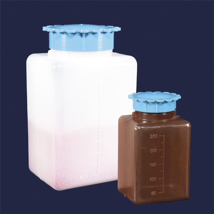 Бутылки - квадратные, широкое горлышко, полиэтилен (2)